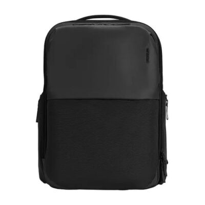 INCASE A.R.C. DAYPACK - BLACK