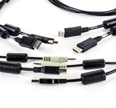 CABLE 2-DISPLAYPORT/1-USB